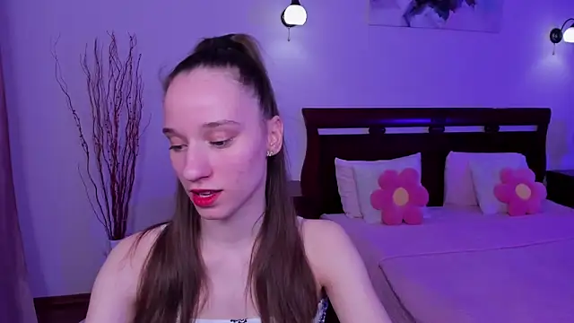 Snapshot of StaceySunny chatting on March 4, 2026, 5:08 pm StaceySunny online show from March 4, 2026, 5:08 pm