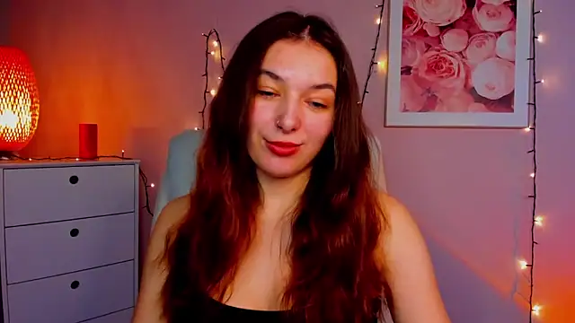 Snapshot of Meagn_Extasy chatting on February 4, 2025, 2:21 pm Meagn Extasy online show from February 4, 2025, 2:21 pm