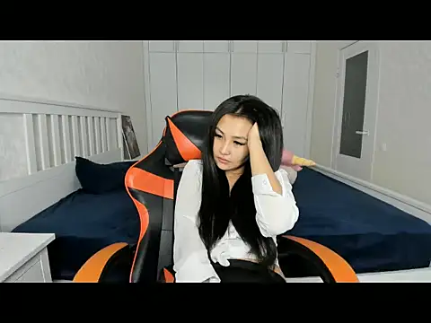 Missykitty01 online show from September 18, 2025, 3:25 pm