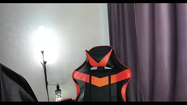 Snapshot of Missykitty01 chatting on February 13, 2026, 10:22 am Missykitty01 online show from February 13, 2026, 10:22 am