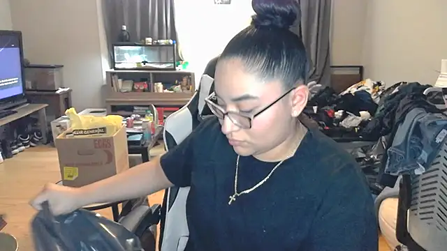 Elliewgfs online show from March 13, 2025, 1:21 am