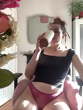 Littlelolo60 online show from February 25, 2025, 3:16 pm