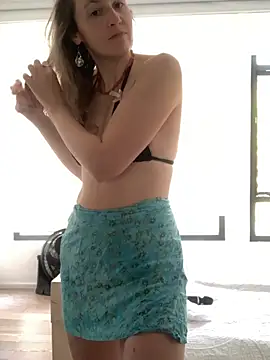 Snapshot of Littlelolo60 chatting on January 9, 2026, 6:42 pm Littlelolo60 online show from January 9, 2026, 6:42 pm