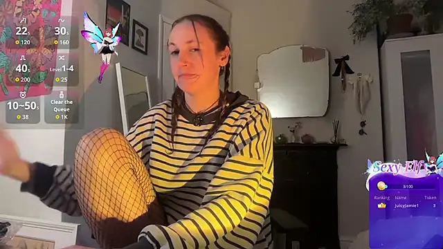 Snapshot of Littlelolo60 chatting on February 16, 2026, 5:31 pm Littlelolo60 online show from February 16, 2026, 5:31 pm