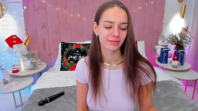 AprilWong online show from January 10, 2025, 6:20 am