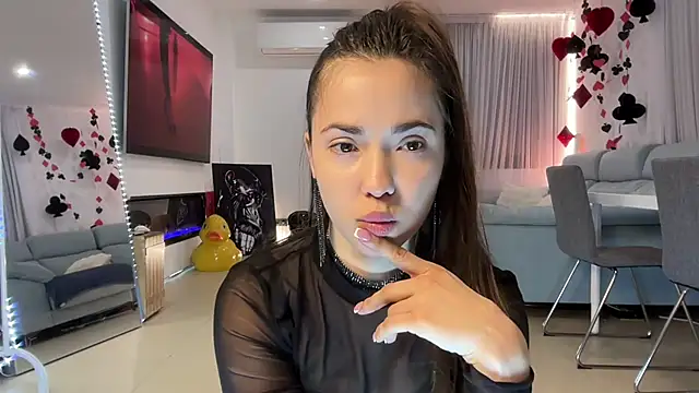 Mika Miller online show from May 9, 2026, 9:53 pm