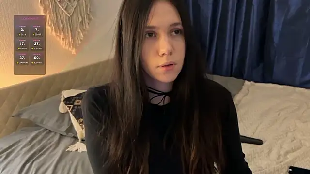 jennetdoll online show from December 2, 2024, 8:11 pm