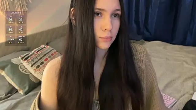 jennetdoll online show from February 3, 2025, 2:24 pm