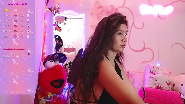 Snapshot of dainaflowers chatting on January 17, 2026, 3:22 am dainaflowers online show from January 17, 2026, 3:22 am