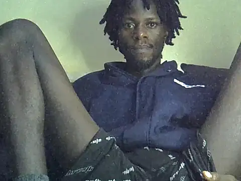 Delicious-D online show from October 27, 2025, 8:02 pm