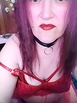 Snapshot of SabrinaXlovess chatting on May 18, 2026, 5:19 pm SabrinaXlovess online show from May 18, 2026, 5:19 pm