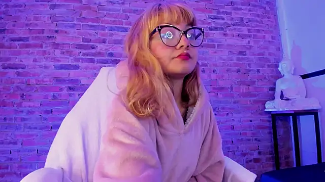 Sweet Namii online show from February 5, 2025, 6:13 am