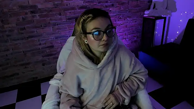 Sweet Namii online show from March 5, 2025, 5:40 am