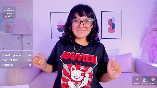 Sweet Namii online show from October 7, 2025, 7:44 pm