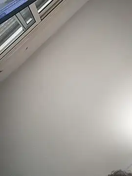 skrigul12 online show from October 18, 2025, 12:17 pm