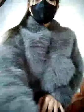 Snapshot of tara_0000 chatting on February 19, 2025, 8:01 am tara 0000 online show from February 19, 2025, 8:01 am