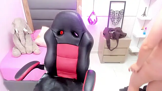 Kittytimberlake online show from January 23, 2025, 6:45 pm