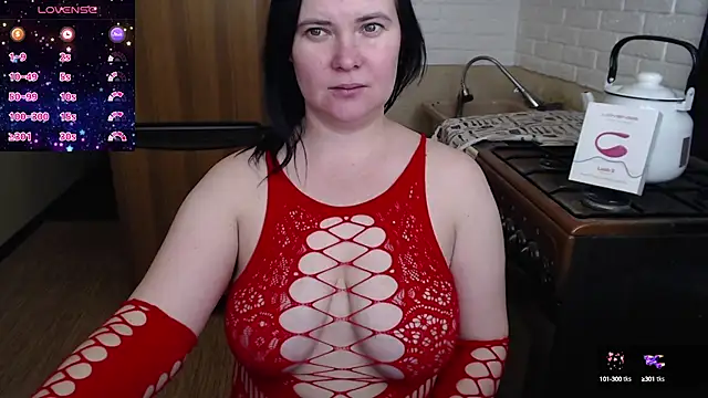 Snapshot of sweetpeash33 chatting on February 9, 2025, 10:20 am sweetpeash33 online show from February 9, 2025, 10:20 am