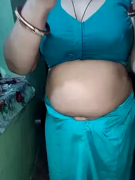 Snapshot of Pratibha_ji chatting on December 22, 2024, 6:39 am Pratibha ji online show from December 22, 2024, 6:39 am