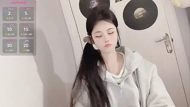 Qedgjwyz1 online show from February 18, 2025, 12:04 am