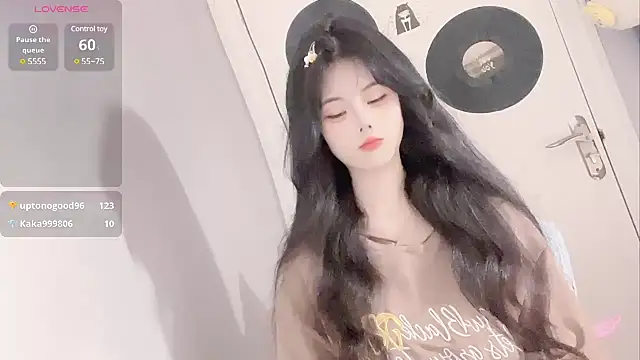 Qedgjwyz1 online show from March 11, 2025, 3:16 am