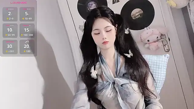 Qedgjwyz1 online show from March 19, 2025, 12:34 pm