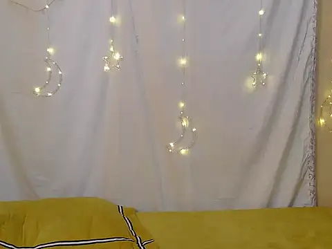 Snapshot of StarBarbiee chatting on December 18, 2025, 1:06 pm StarBarbiee online show from December 18, 2025, 1:06 pm