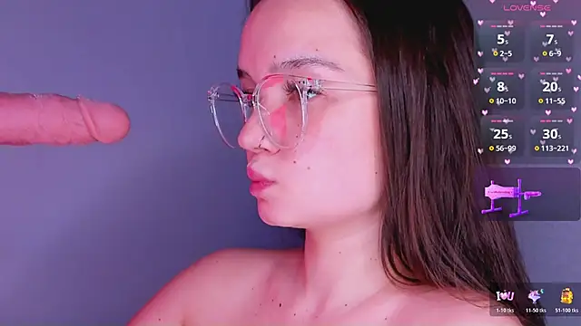 Snapshot of bitchpeace_ chatting on February 8, 2026, 8:34 pm bitchpeace online show from February 8, 2026, 8:34 pm