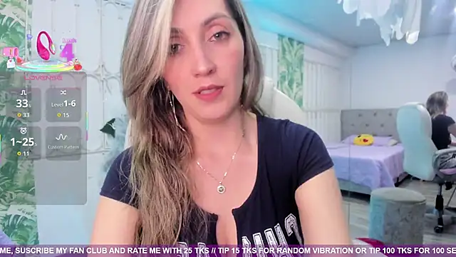 Snapshot of anny_sweet72 chatting on October 24, 2025, 1:40 pm anny sweet72 online show from October 24, 2025, 1:40 pm