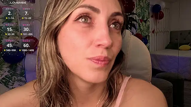 anny sweet72 online show from July 16, 2026, 12:11 pm