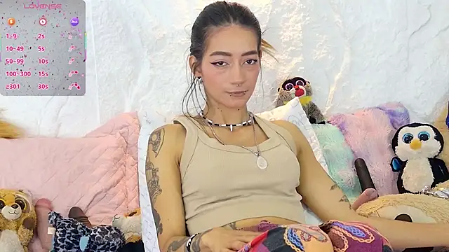 Snapshot of zorravioletta1 chatting on October 13, 2025, 1:22 pm zorravioletta1 online show from October 13, 2025, 1:22 pm