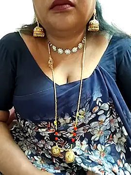 Snapshot of Swapna_143 chatting on February 7, 2025, 3:01 am Swapna 143 online show from February 7, 2025, 3:01 am