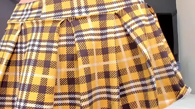 emily mooon online show from December 16, 2025, 9:31 pm