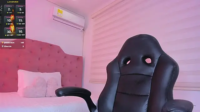 Snapshot of ISA__CUTEE chatting on January 9, 2025, 9:48 am ISA  CUTEE online show from January 9, 2025, 9:48 am