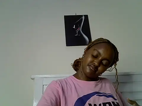 Snapshot of _nightnurse chatting on December 4, 2024, 6:39 pm nightnurse online show from December 4, 2024, 6:39 pm