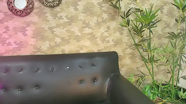 Snapshot of cherry_chel chatting on November 21, 2025, 5:11 pm cherry chel online show from November 21, 2025, 5:11 pm