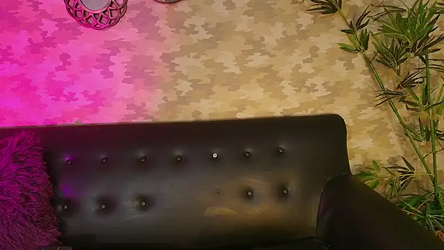 Snapshot of cherry_chel chatting on November 26, 2025, 7:48 pm cherry chel online show from November 26, 2025, 7:48 pm