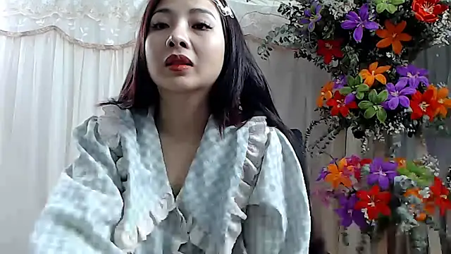 Snapshot of MiMi_0293 chatting on January 17, 2025, 11:40 pm MiMi 0293 online show from January 17, 2025, 11:40 pm