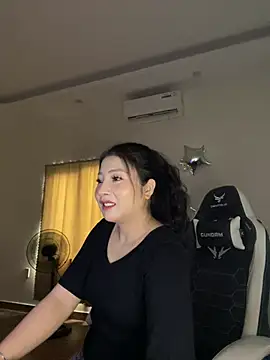 Snapshot of MiMi_0293 chatting on April 10, 2026, 1:00 am MiMi 0293 online show from April 10, 2026, 1:00 am