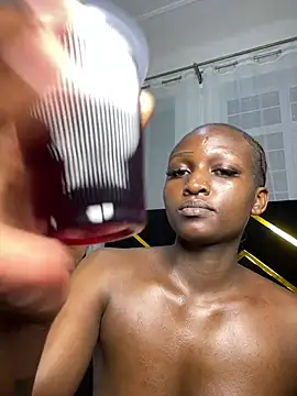 Snapshot of Curvixx chatting on February 2, 2026, 8:07 pm Curvixx online show from February 2, 2026, 8:07 pm