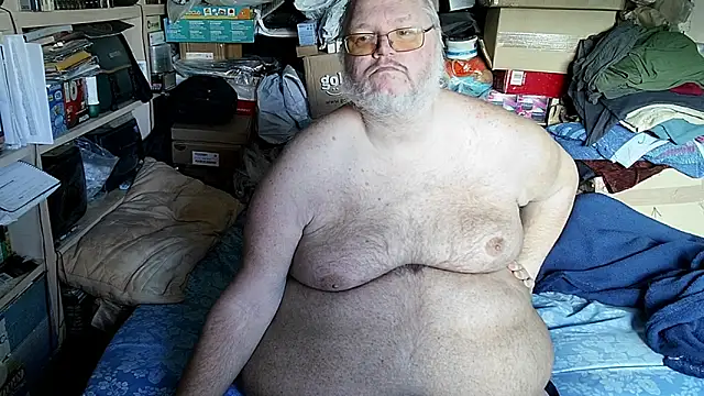 hadeszeuss2 online show from November 26, 2025, 1:45 pm