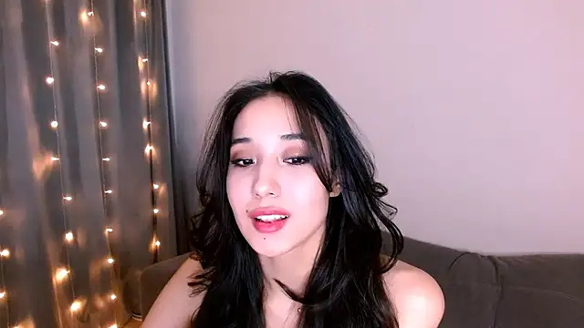 Snapshot of Li_noen chatting on January 24, 2025, 5:53 pm Li noen online show from January 24, 2025, 5:53 pm