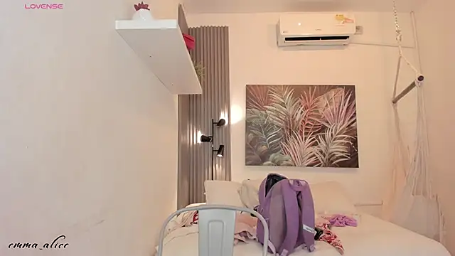 emma alice  online show from September 20, 2025, 12:06 pm