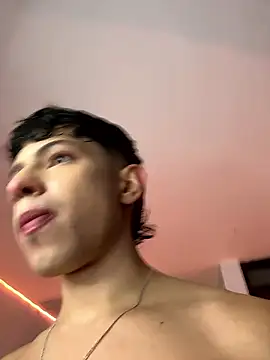 Snapshot of jade_candy_21 chatting on January 12, 2026, 11:43 pm jade candy 21 online show from January 12, 2026, 11:43 pm