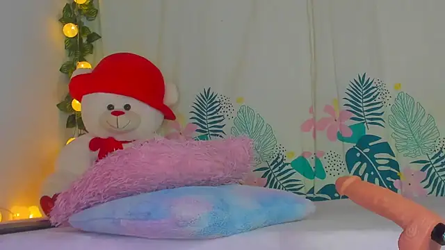 Snapshot of Dear_anne chatting on January 29, 2025, 12:35 pm Dear anne online show from January 29, 2025, 12:35 pm