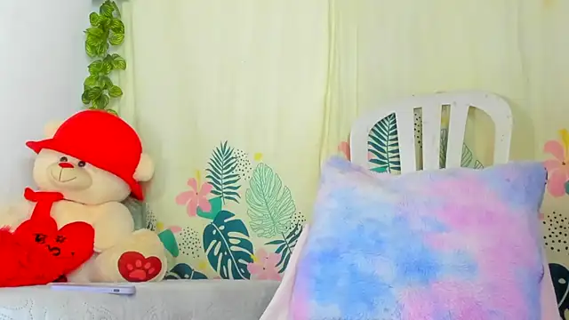 Snapshot of Dear_anne chatting on October 17, 2025, 1:09 am Dear anne online show from October 17, 2025, 1:09 am