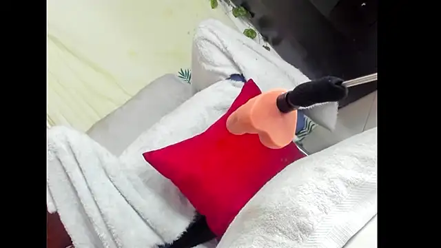 Snapshot of Dear_anne chatting on February 4, 2026, 1:33 am Dear anne online show from February 4, 2026, 1:33 am