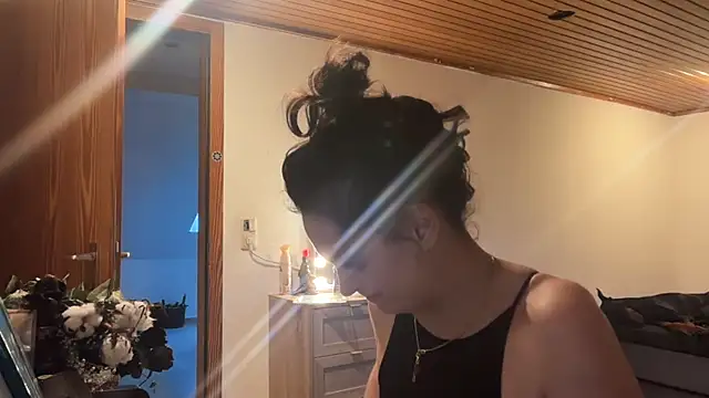 Snapshot of JeSuisUnTapin chatting on December 19, 2025, 3:08 pm JeSuisUnTapin online show from December 19, 2025, 3:08 pm