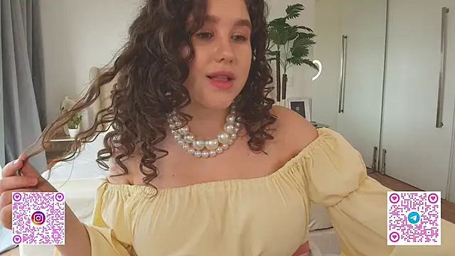 Ariella Sol online show from January 13, 2026, 7:08 pm