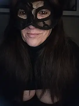 Snapshot of 23Milly chatting on December 18, 2024, 5:15 am 23Milly online show from December 18, 2024, 5:15 am